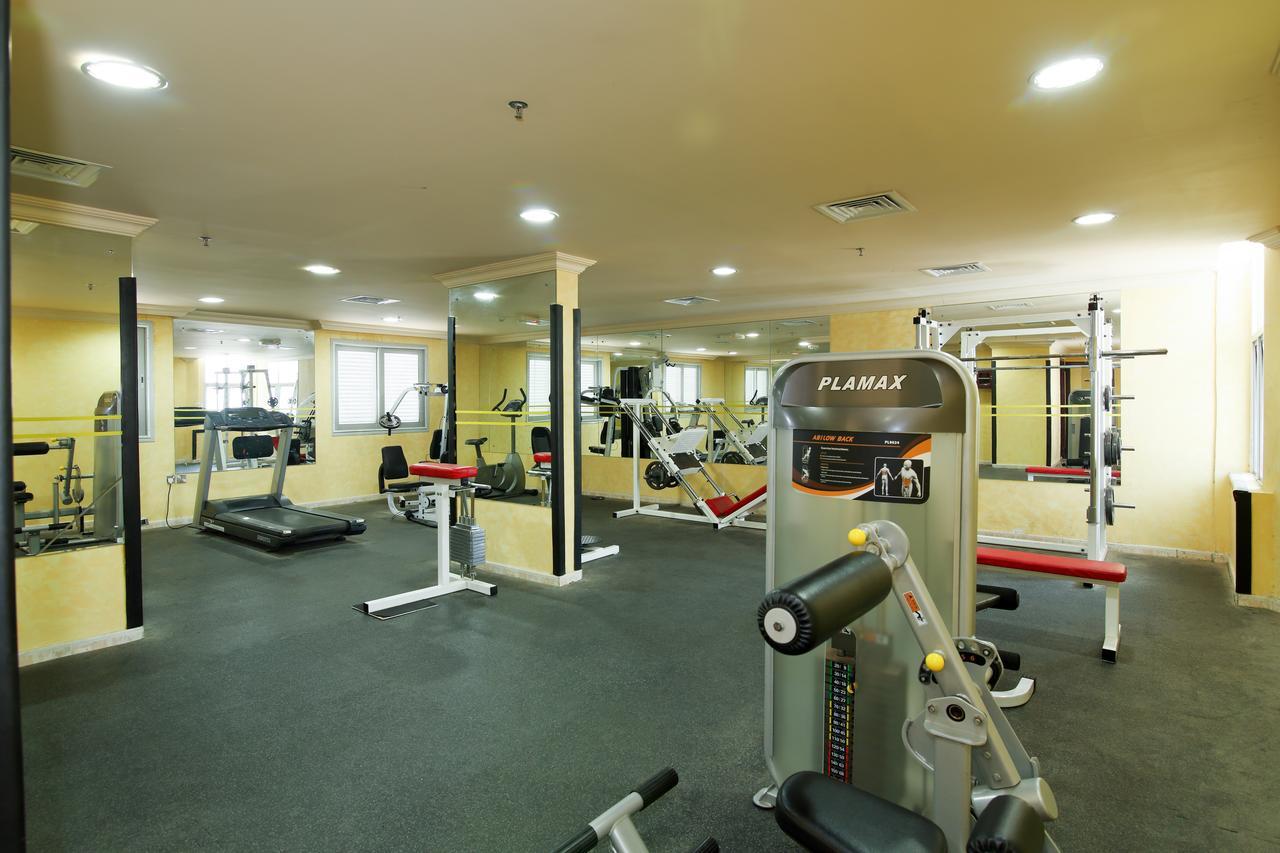 Al Bustan Hotel Szardża Zewnętrze zdjęcie